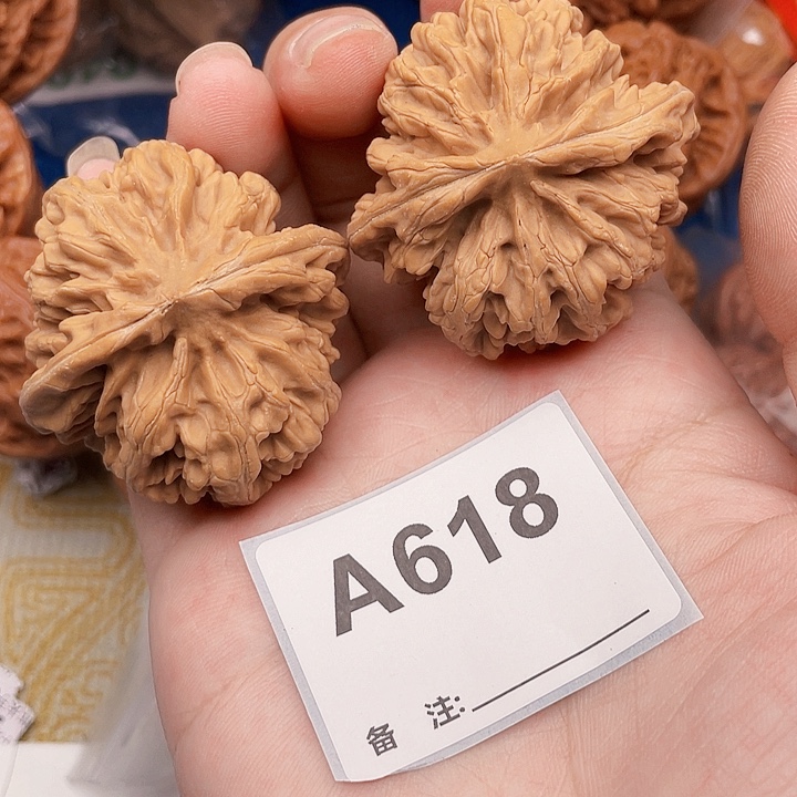 吊坠文玩核桃核桃