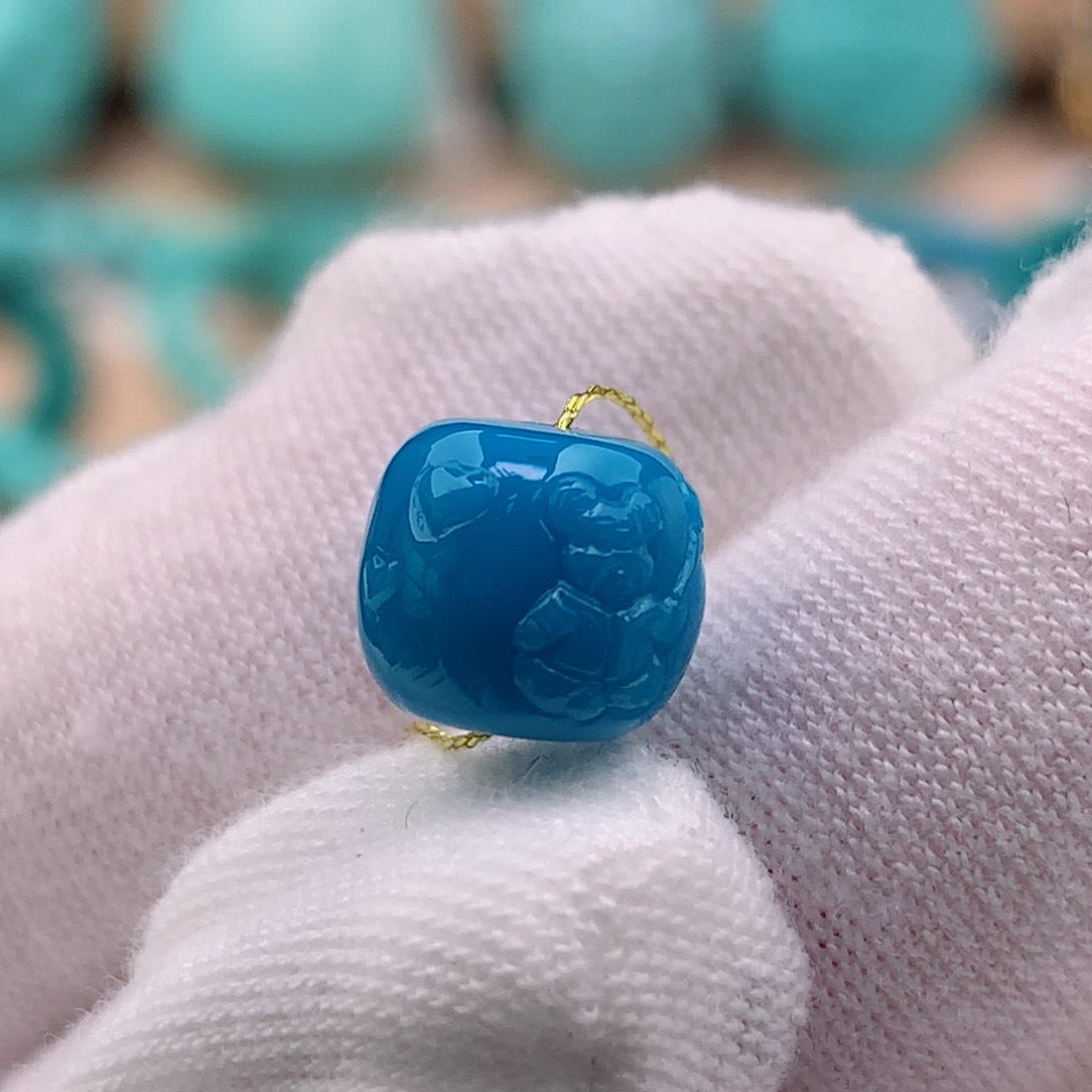 绿松石珠宝奇石未镶嵌9✖️8mm暴力蓝