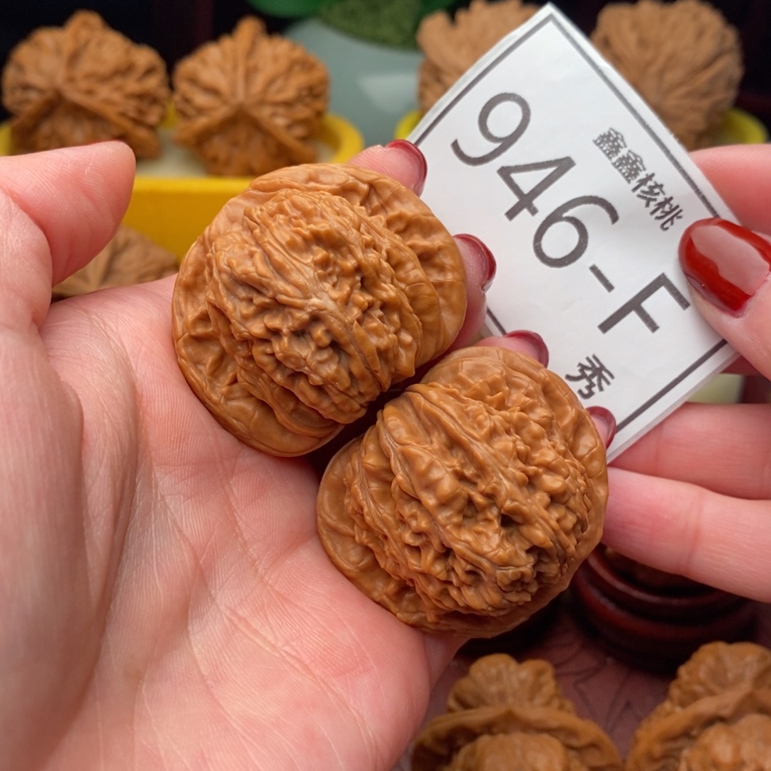 文玩核桃把件汉高楼41