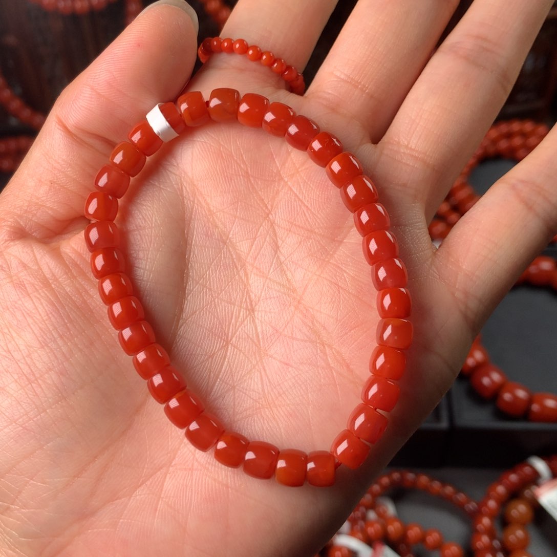 南红玛瑙手链未镶嵌不*道6m手链糖