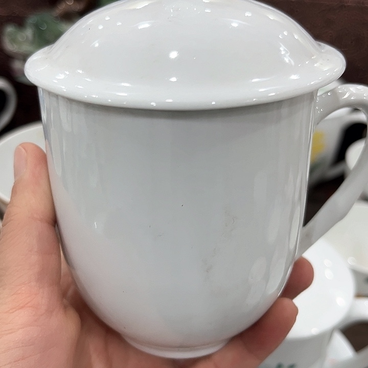 釉下彩瓷的制作工艺