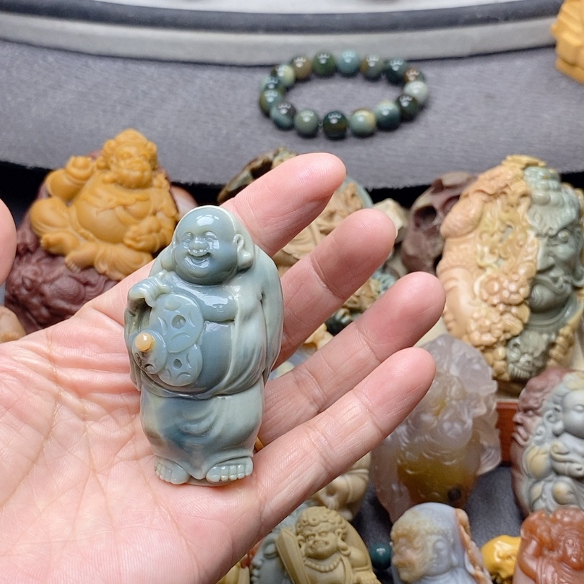 【闪购商品】定制石英质玉吊坠未镶嵌