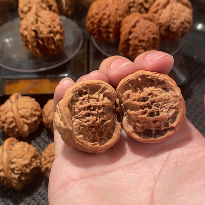 文玩核桃把件聚宝盆35+