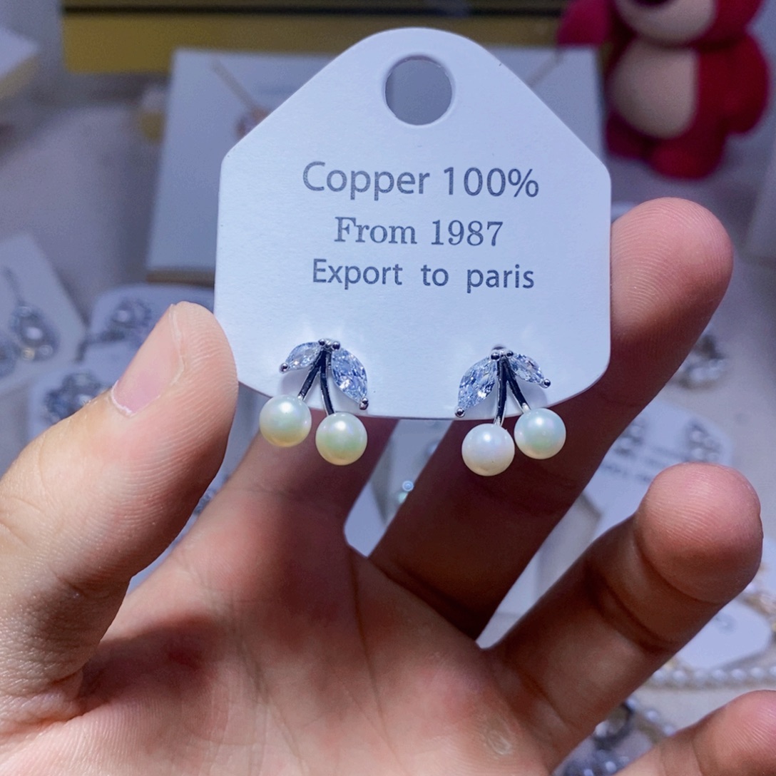 未镶嵌淡水珍珠耳饰