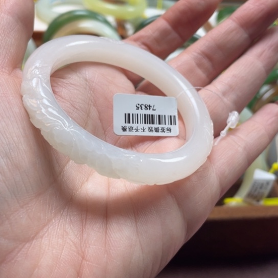 【闪购商品】和田玉手镯未镶嵌53.4