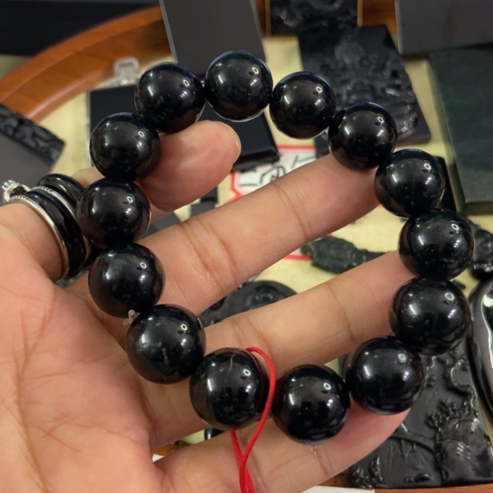 翡翠手链未镶嵌墨翠15.16瑕疵