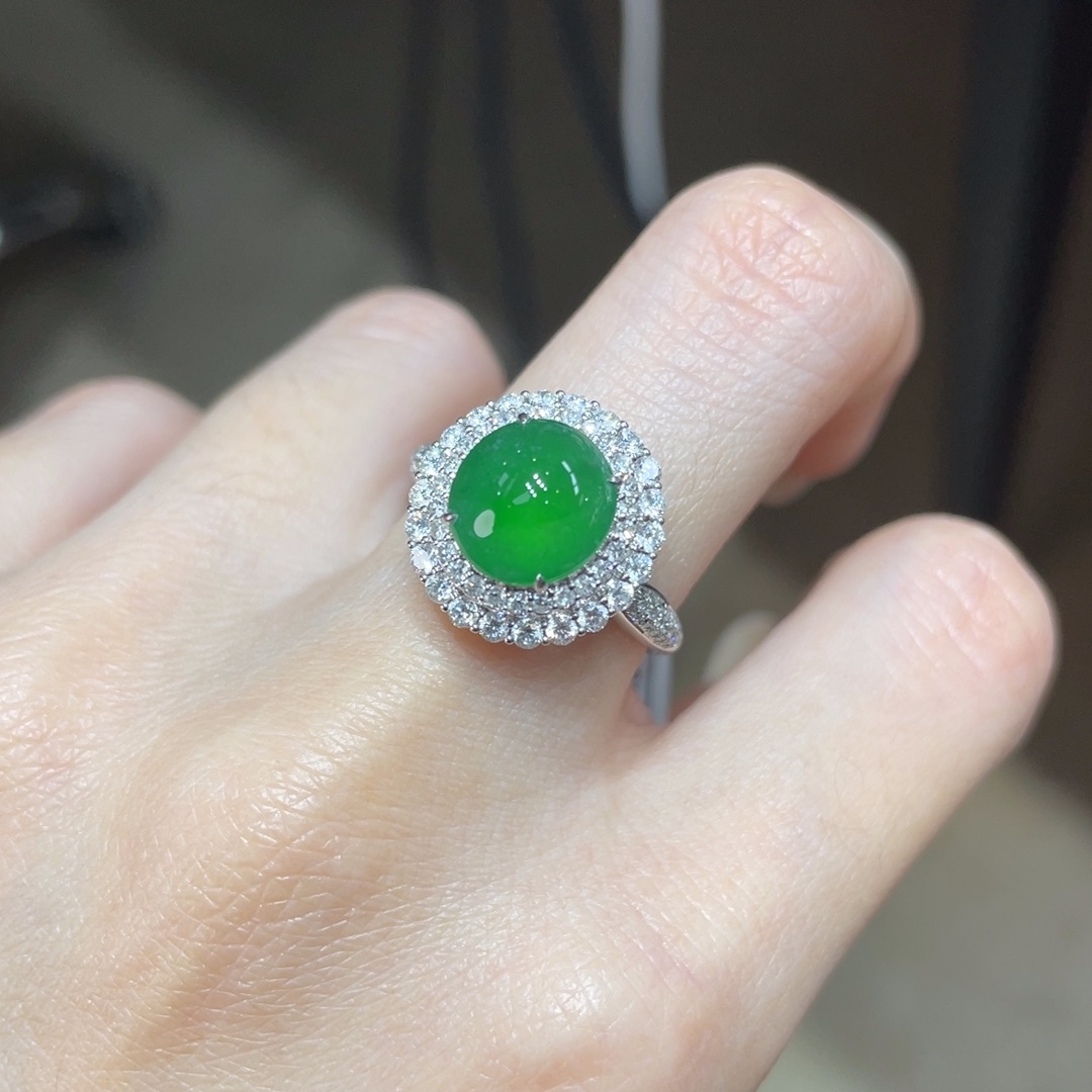 翡翠颈饰18K金镶嵌天然缅甸翡翠a货