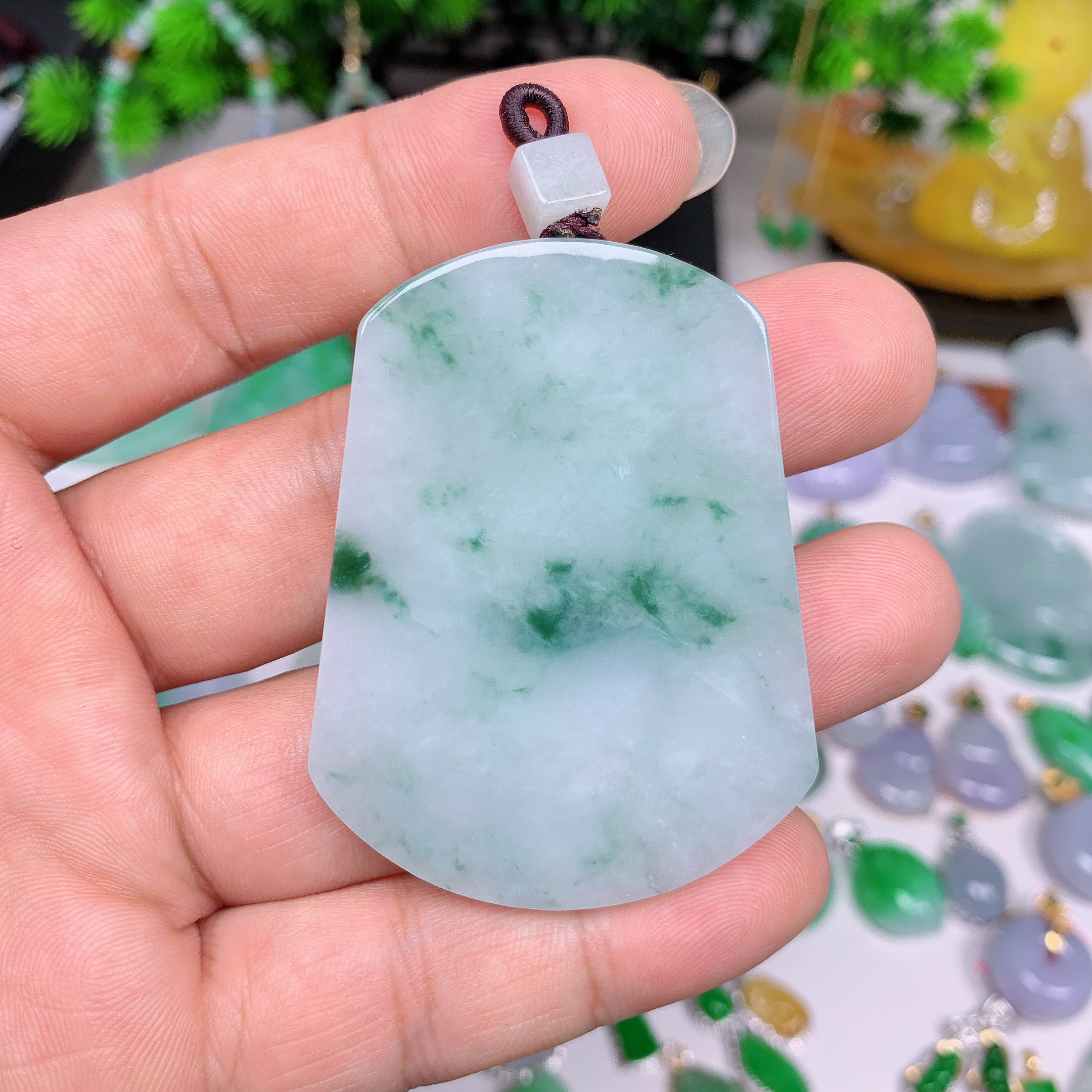 缅甸天然翡翠A货 飘花无事牌吊坠36尺寸56.5x43.7x4.4