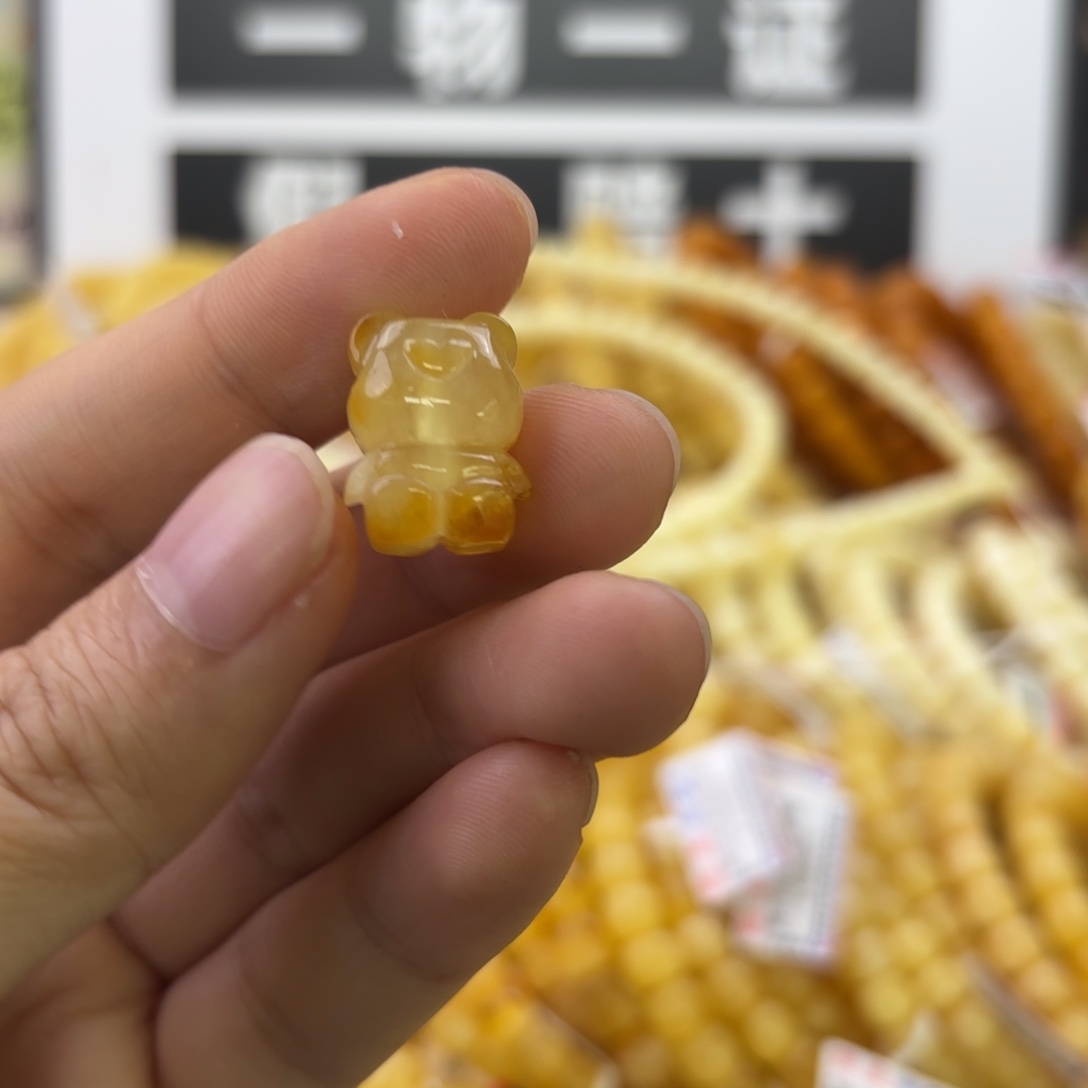 琥珀未镶嵌珠宝奇石