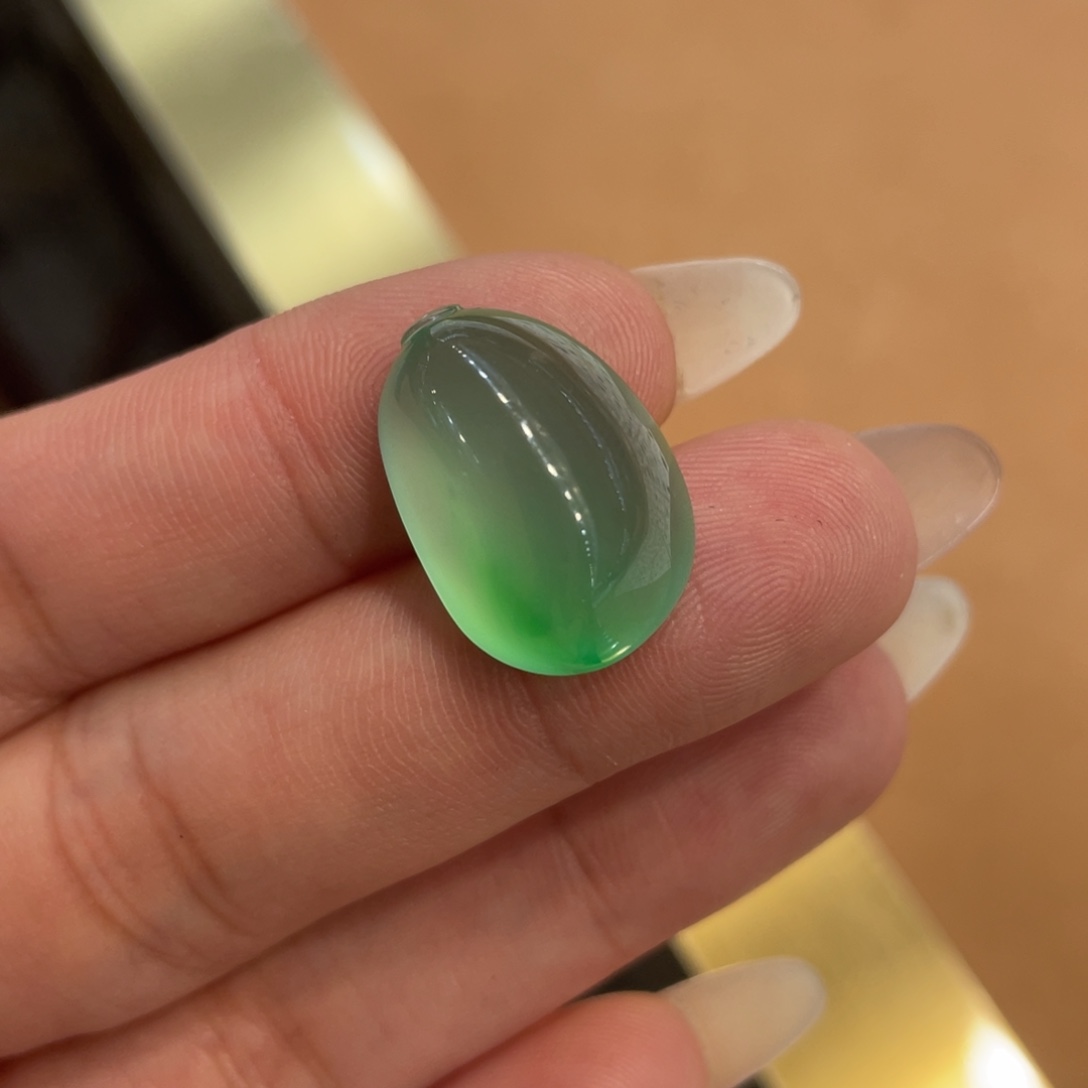 未镶嵌定制翡翠瓜