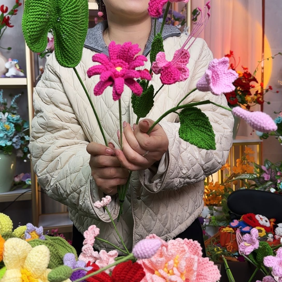 手工钩织设计花束