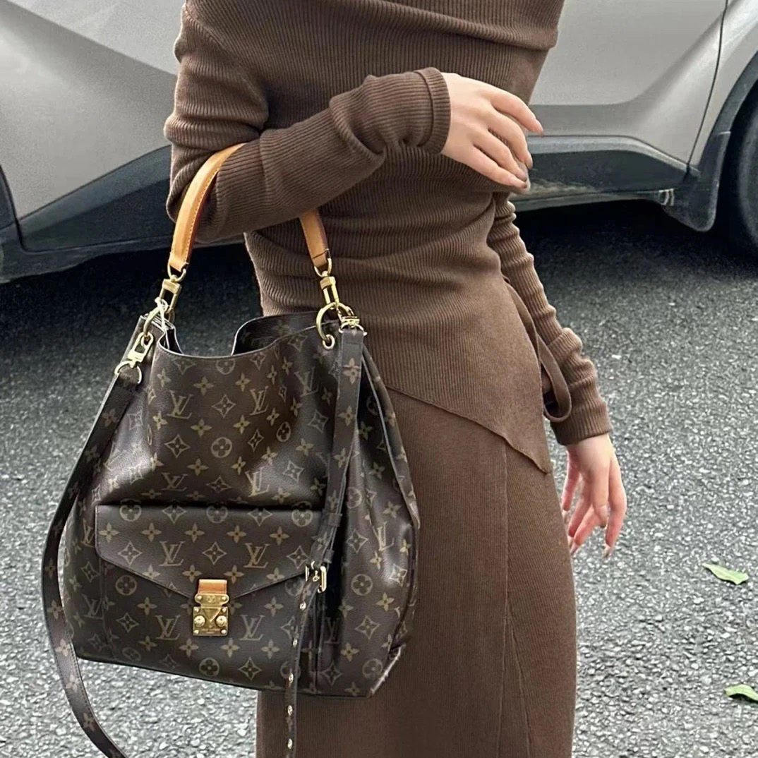 95新 LouisVuitton/路易威登 御古屋/65680/泫雅hobo 13年