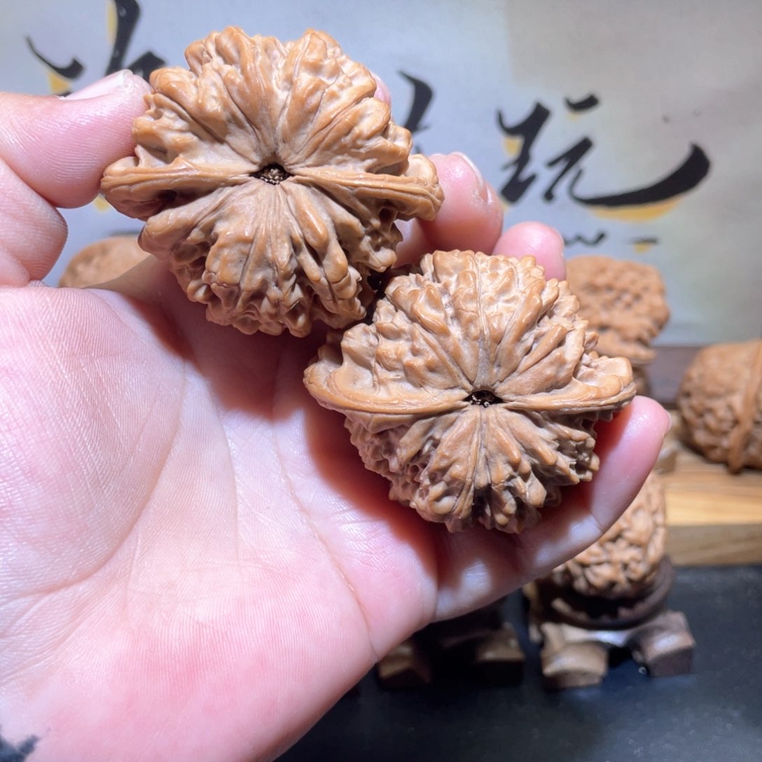 桃核吊坠赵****腰51蓟县山地官帽