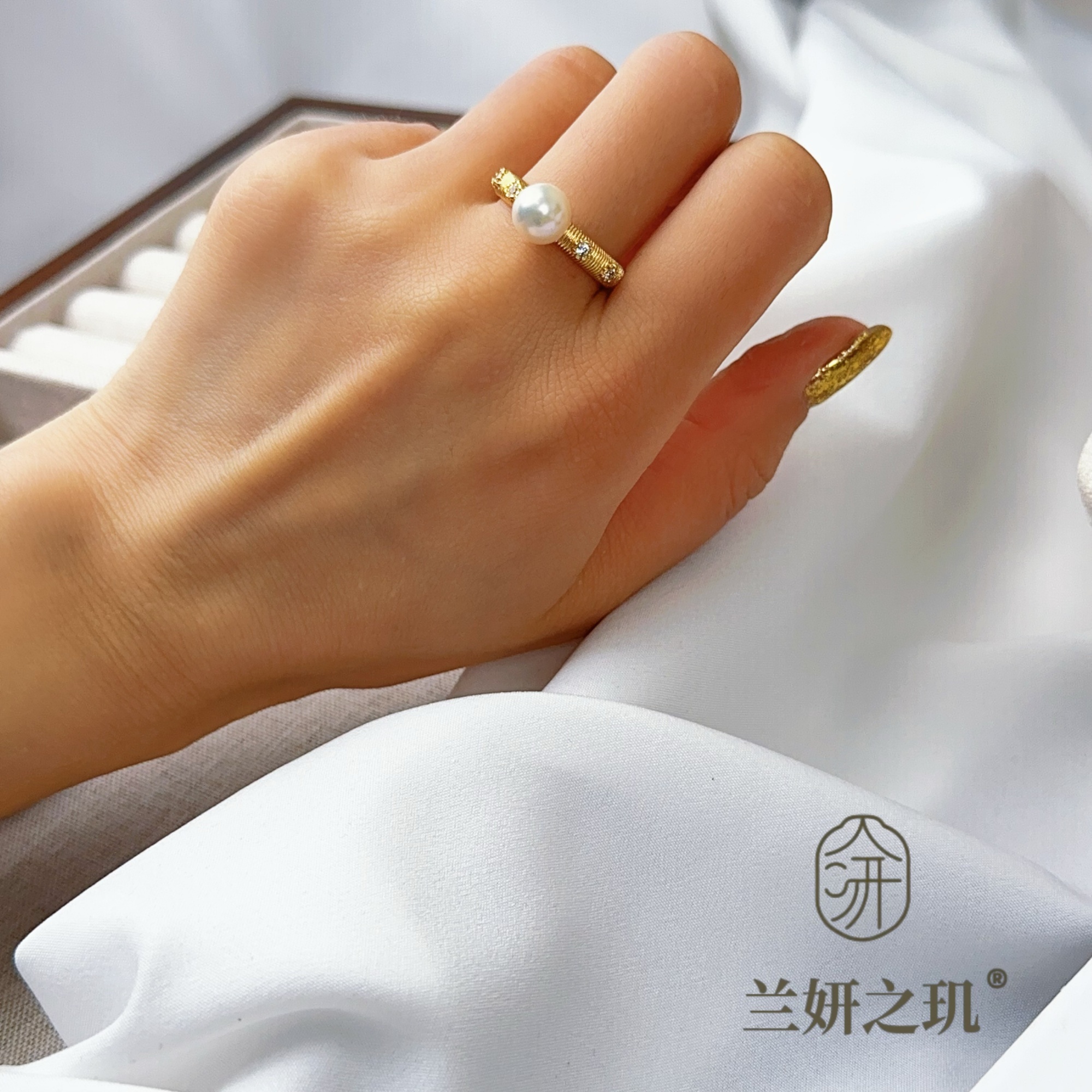 淡水珍珠 8mm珍珠戒指中古风高级质感镶锆复古拉丝宽版戒指 8316