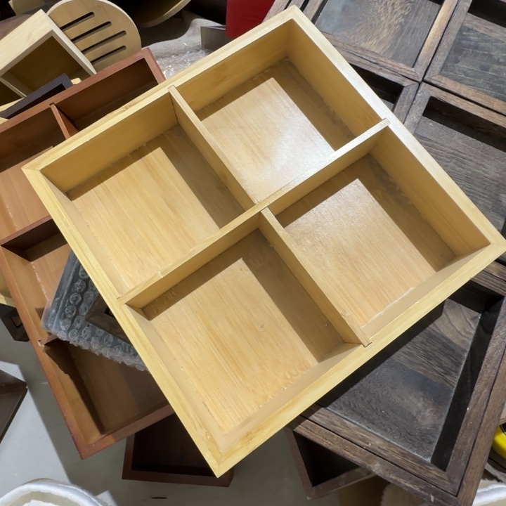 竹木四宫格微瑕拍下，不退不换