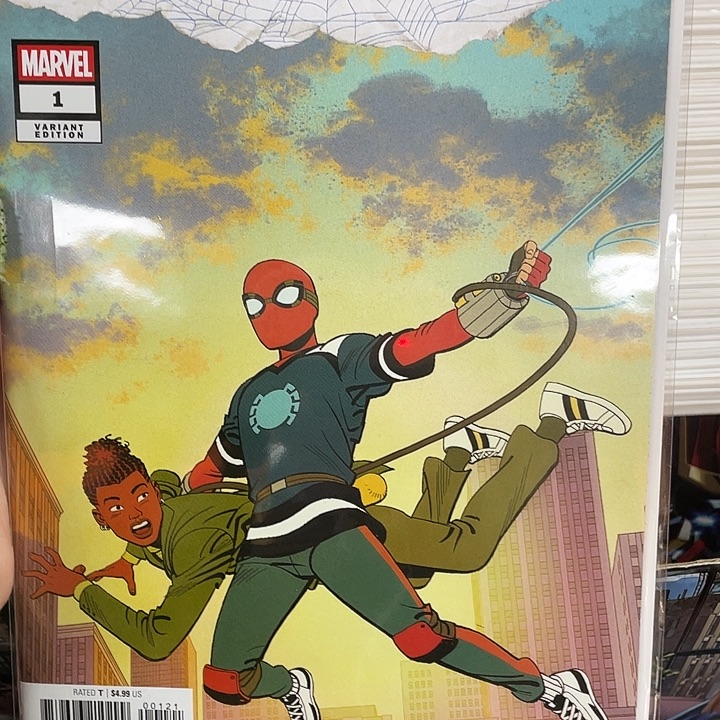 友好邻居蜘蛛侠第一期变体