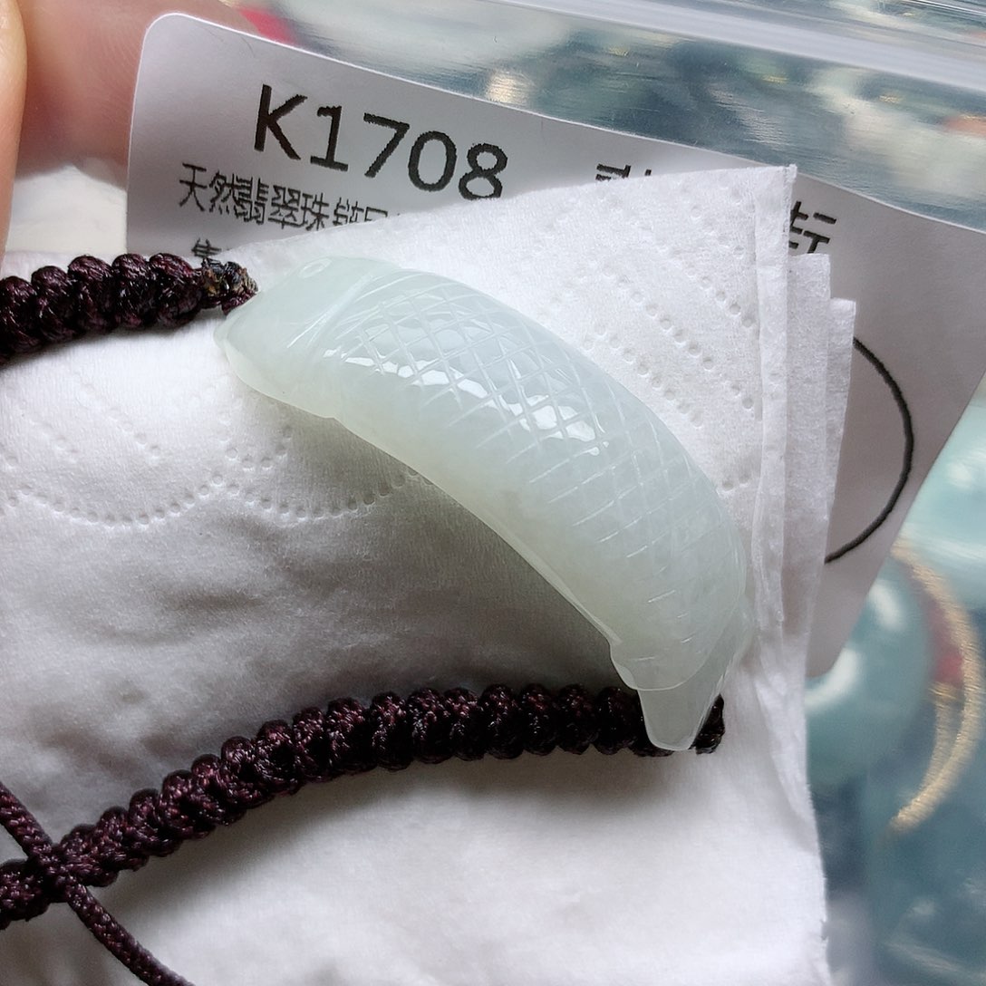 翡翠颈饰未镶嵌手串