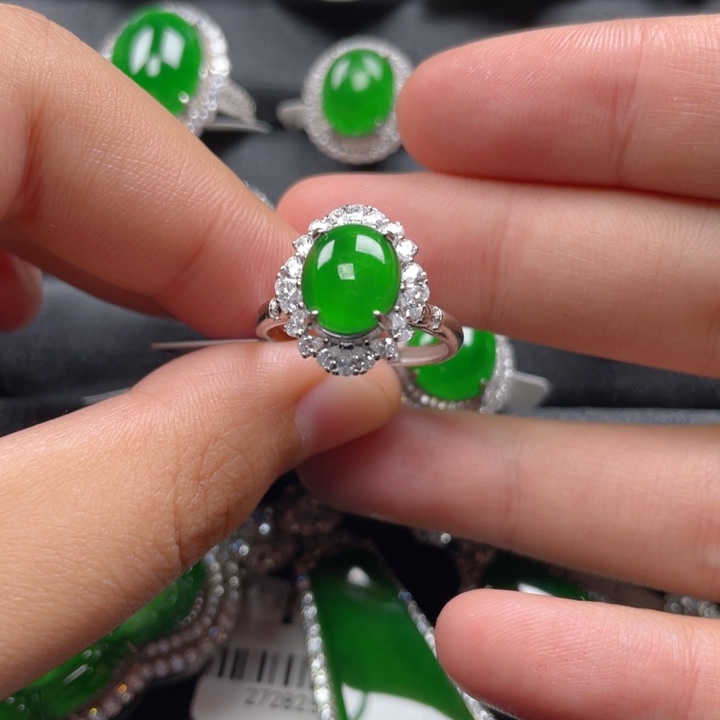 翡翠戒指银S925镶嵌戒指