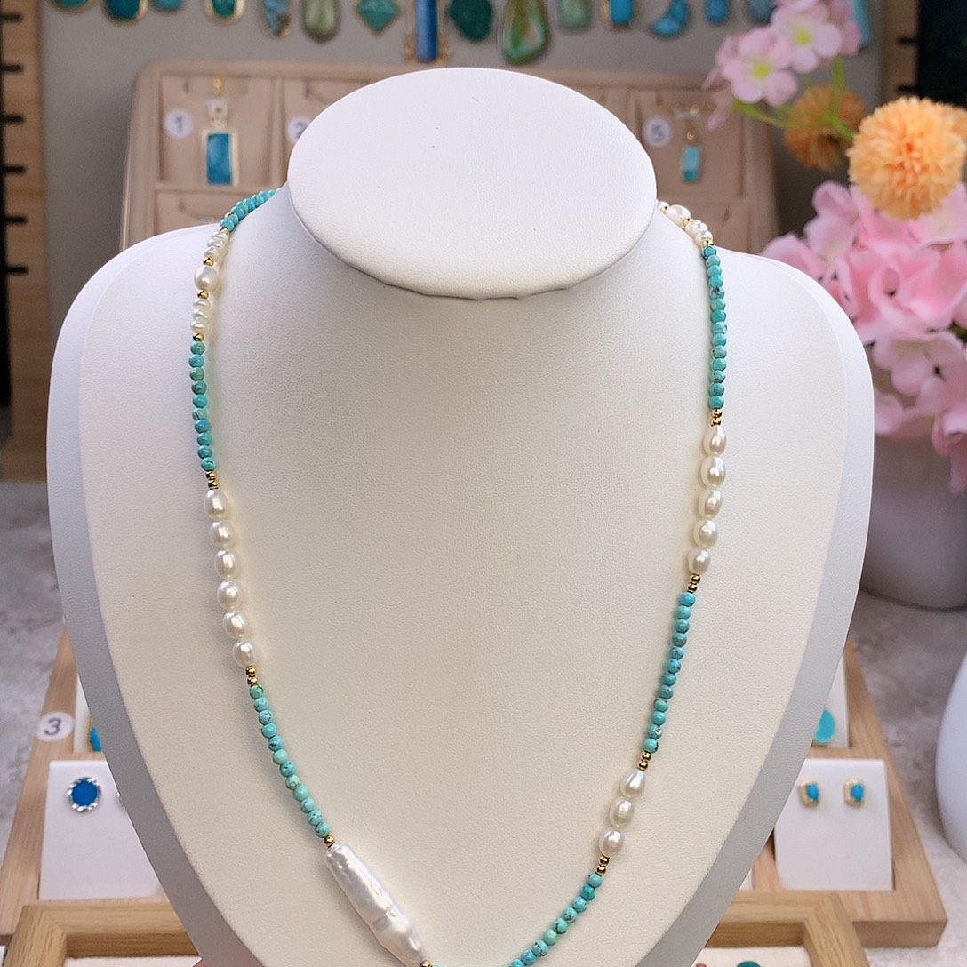 绿松石未镶嵌颈饰