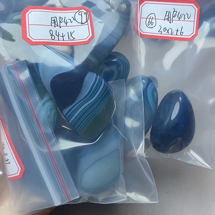 用***6玛瑙/玉髓未镶嵌颈饰