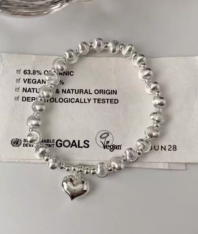 YZ036 爱心猫眼 银色精品手链 无礼盒