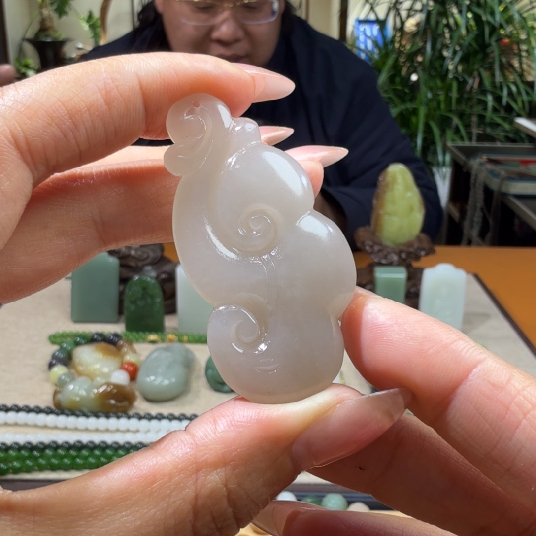 和田玉挂件未镶嵌开****6