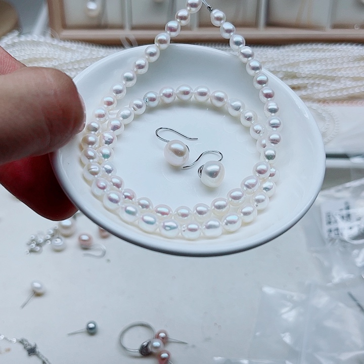 未镶嵌淡水珍珠耳饰