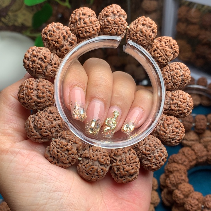 【闪购商品】金刚菩提手串20尺寸定制蜂窝钮扣