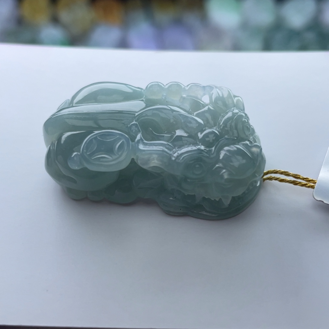 翡翠颈饰未镶嵌貔貅