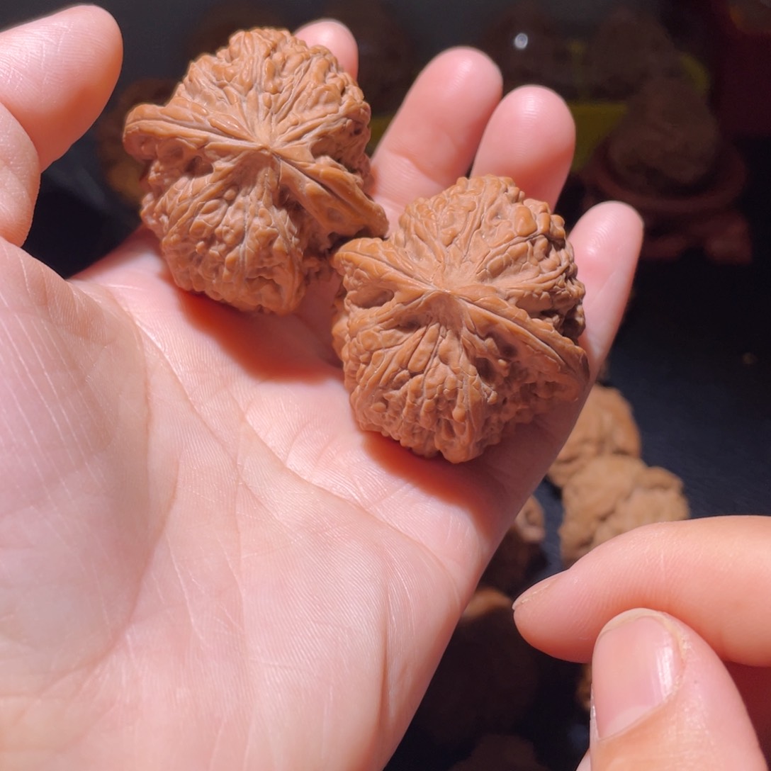 桃核吊坠41尺平谷凹底