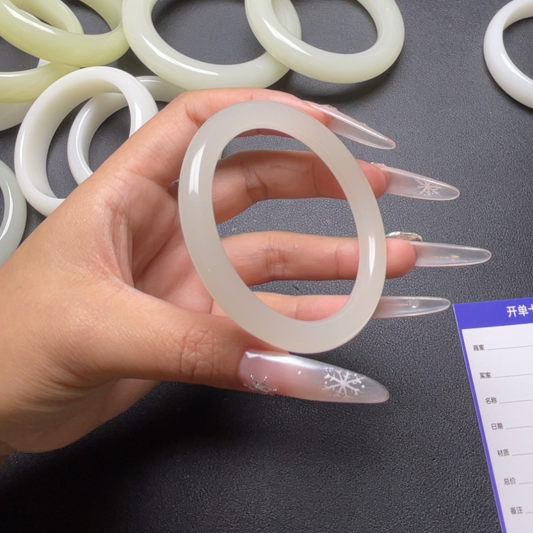 宁****56圈口美人条高白色