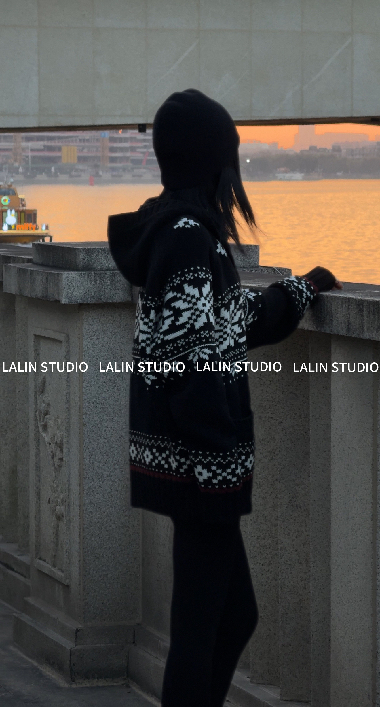 LALIN2025ss新款限定重磅1300g手工提花御寒圣诞新年针织连帽外套