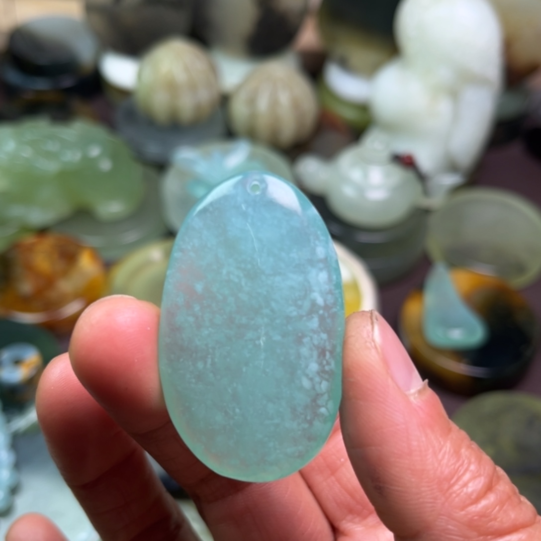 老***Q蛇纹石玉未镶嵌岫玉