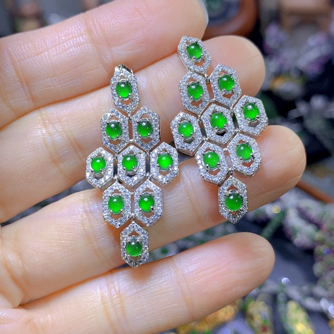 翡翠颈饰银S925镶嵌天然翡翠