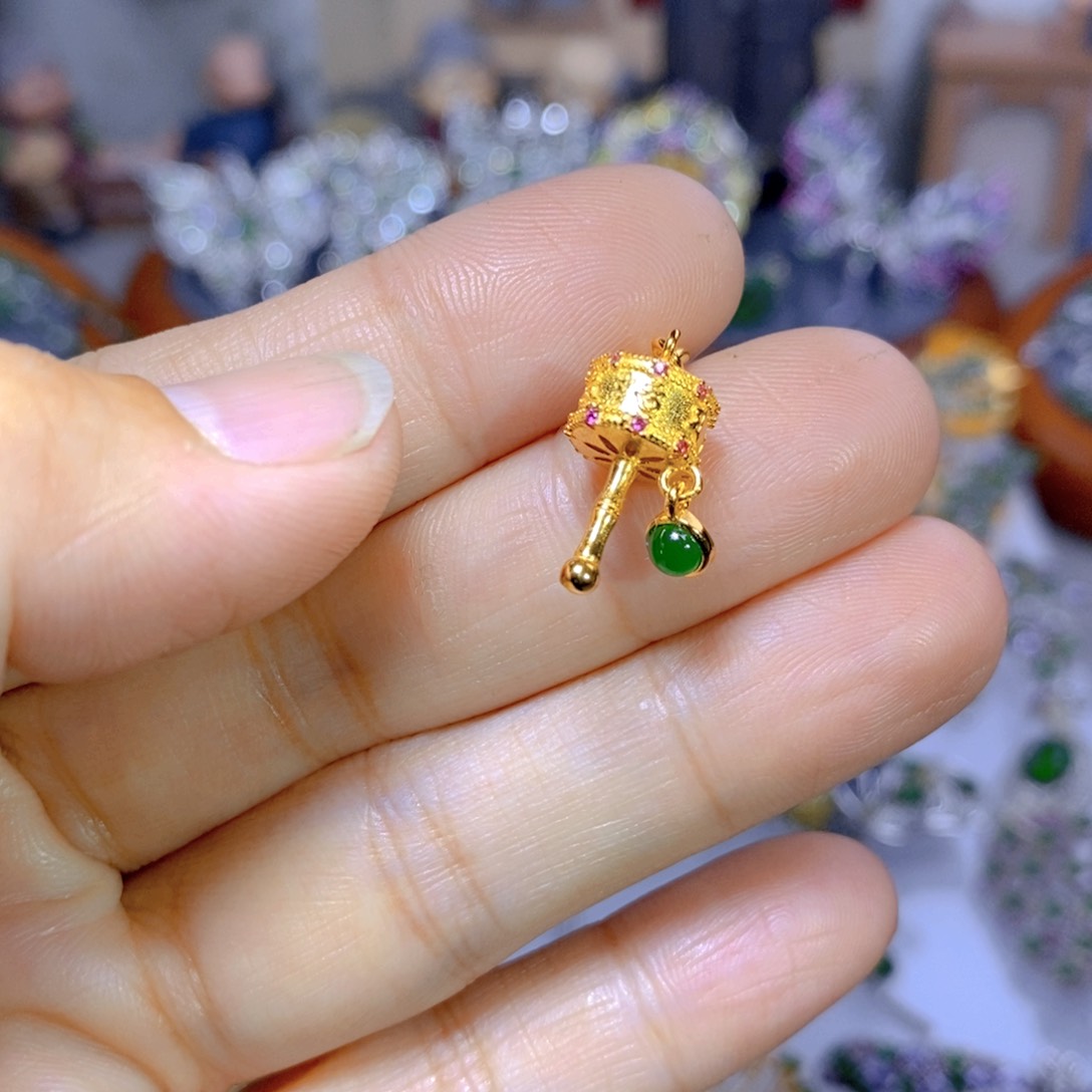 翡翠耳钉银S925镶嵌天然翡翠