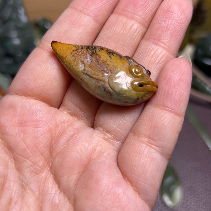 简***凡岫岩河磨玉（透闪石质玉）未镶嵌颈饰
