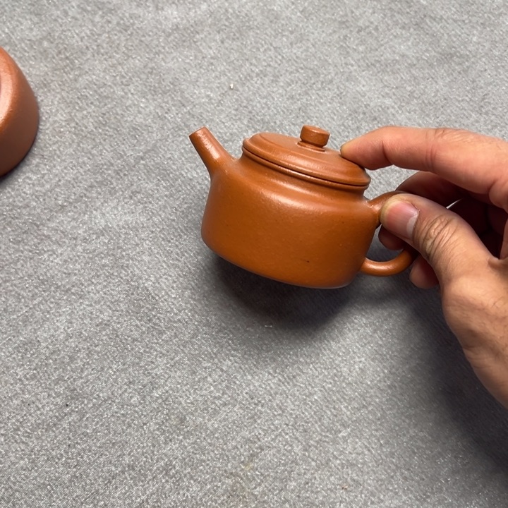 紫砂茶壶瑕疵生砂朱泥德钟130