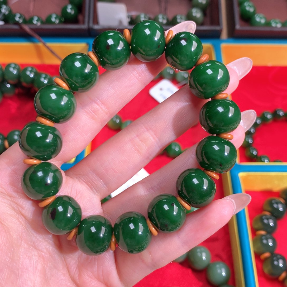 未镶嵌和田玉（碧玉）手串