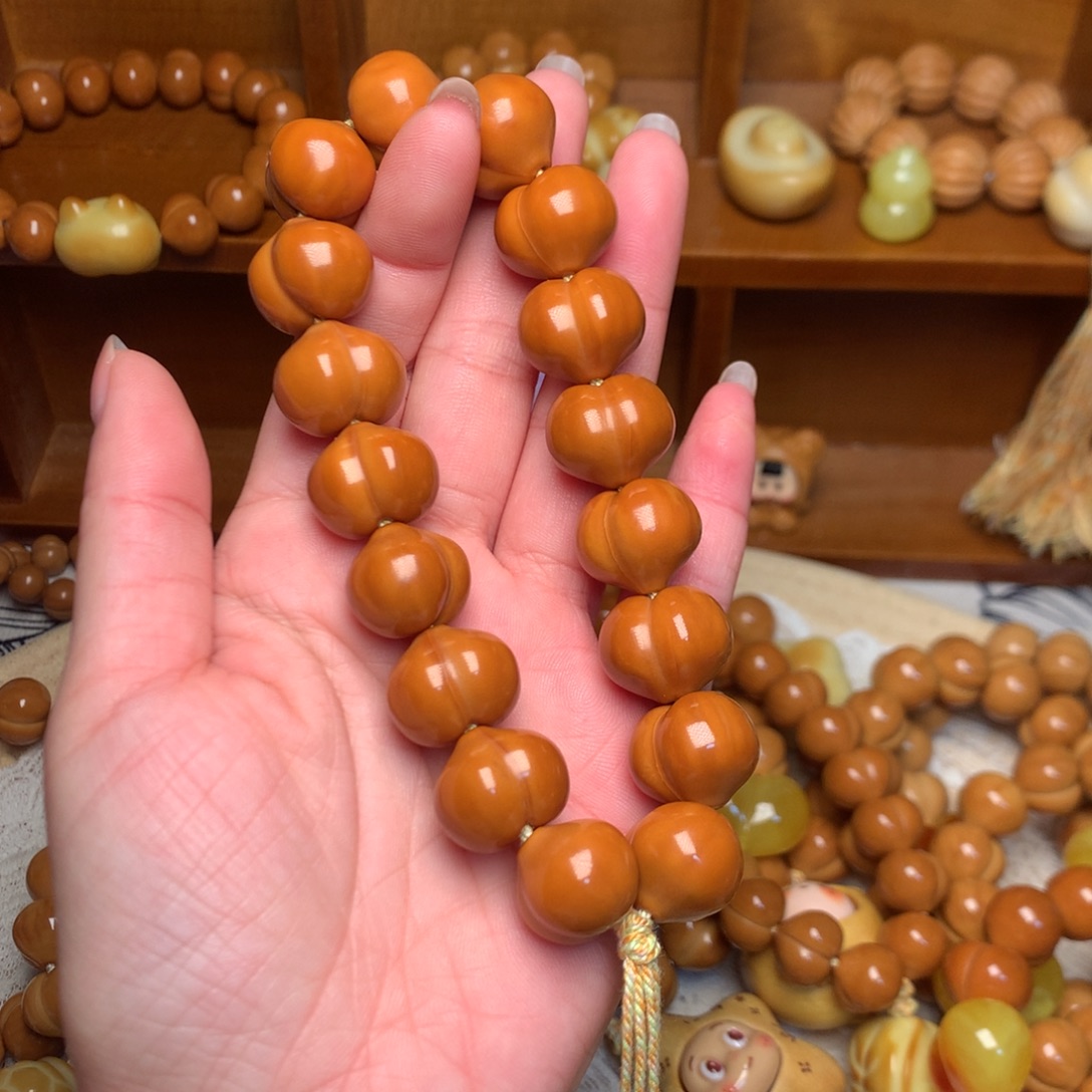 把件猴头核桃17玻璃底屁桃手持