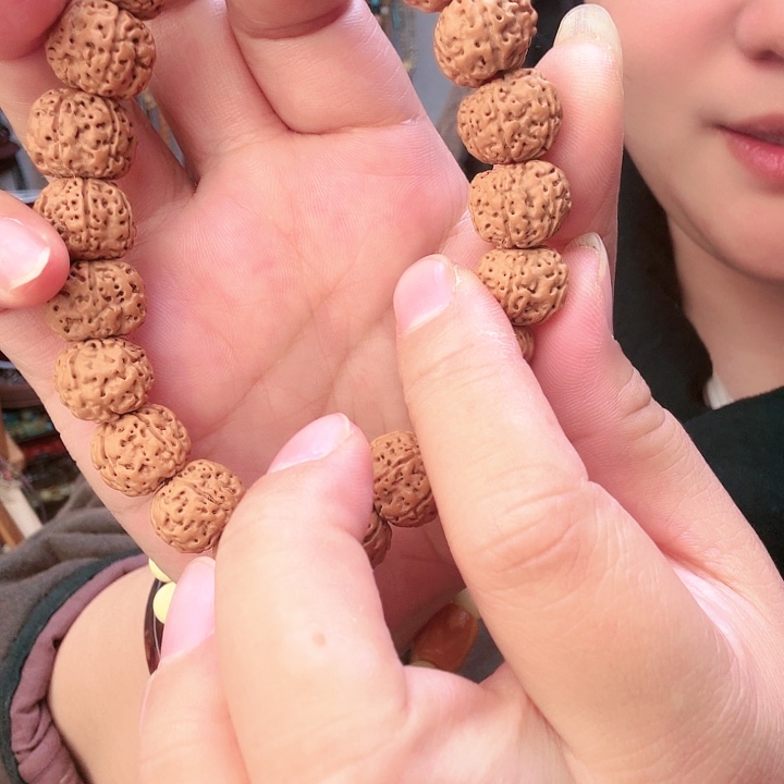 南红玛瑙手链未镶嵌