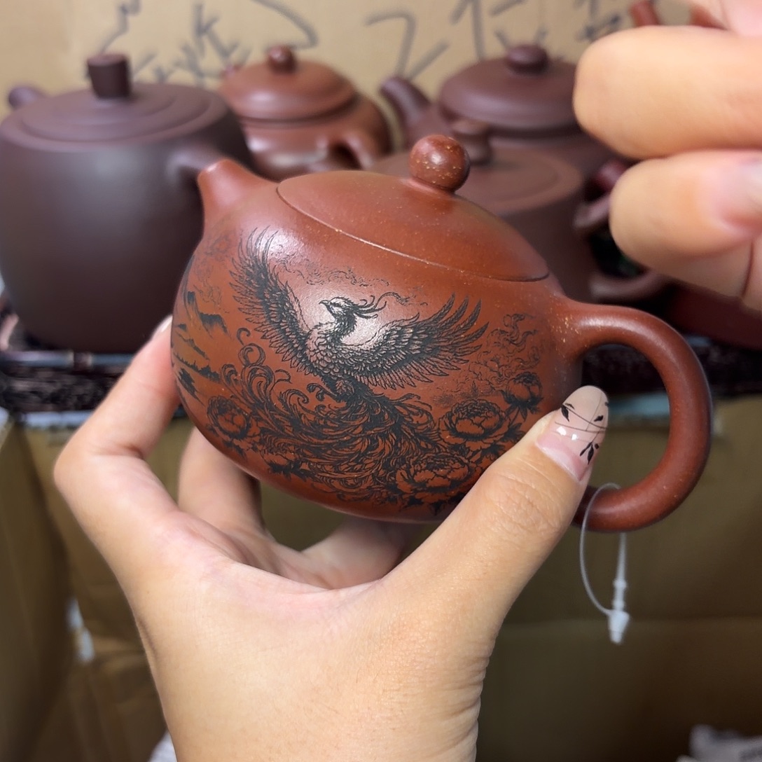 甄选宜兴本土紫砂壶