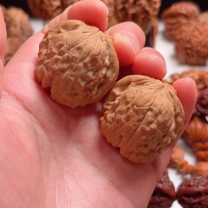 文玩核桃把件36尺寸吸金兽