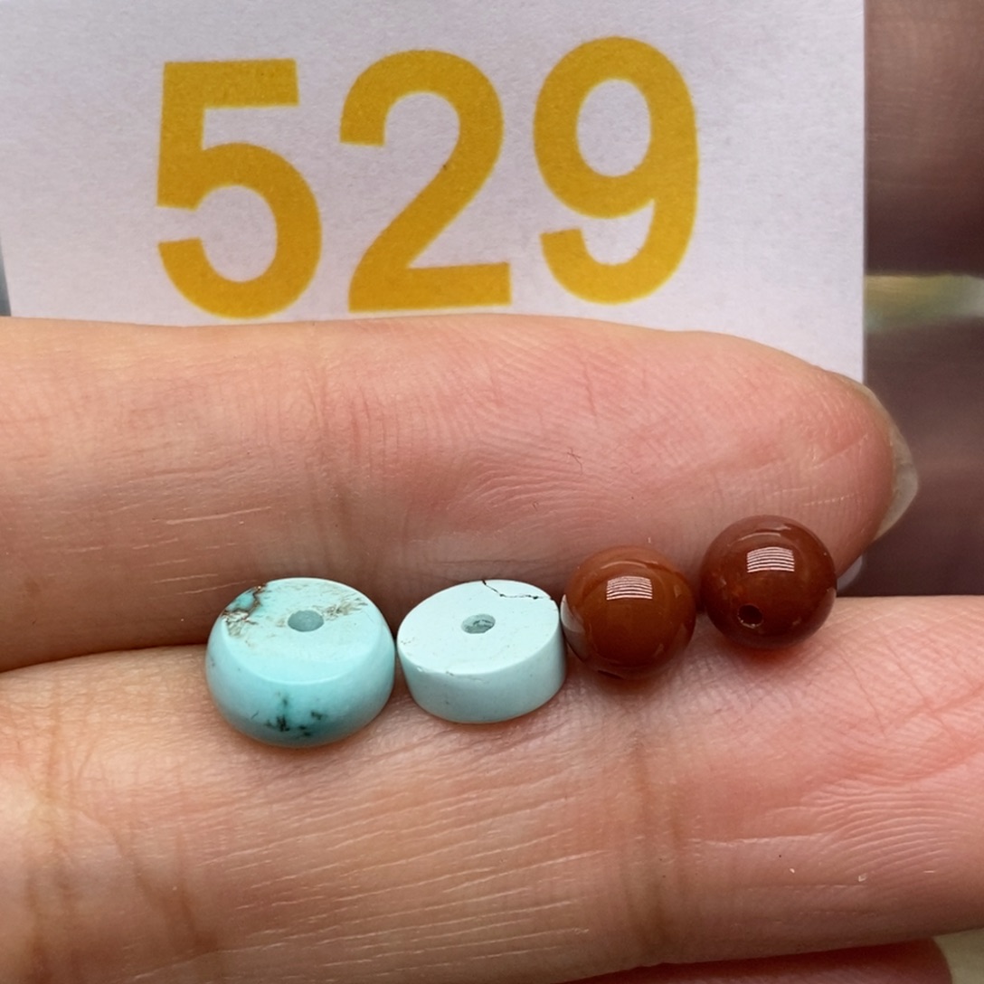 南红玛瑙未镶嵌珠宝奇石