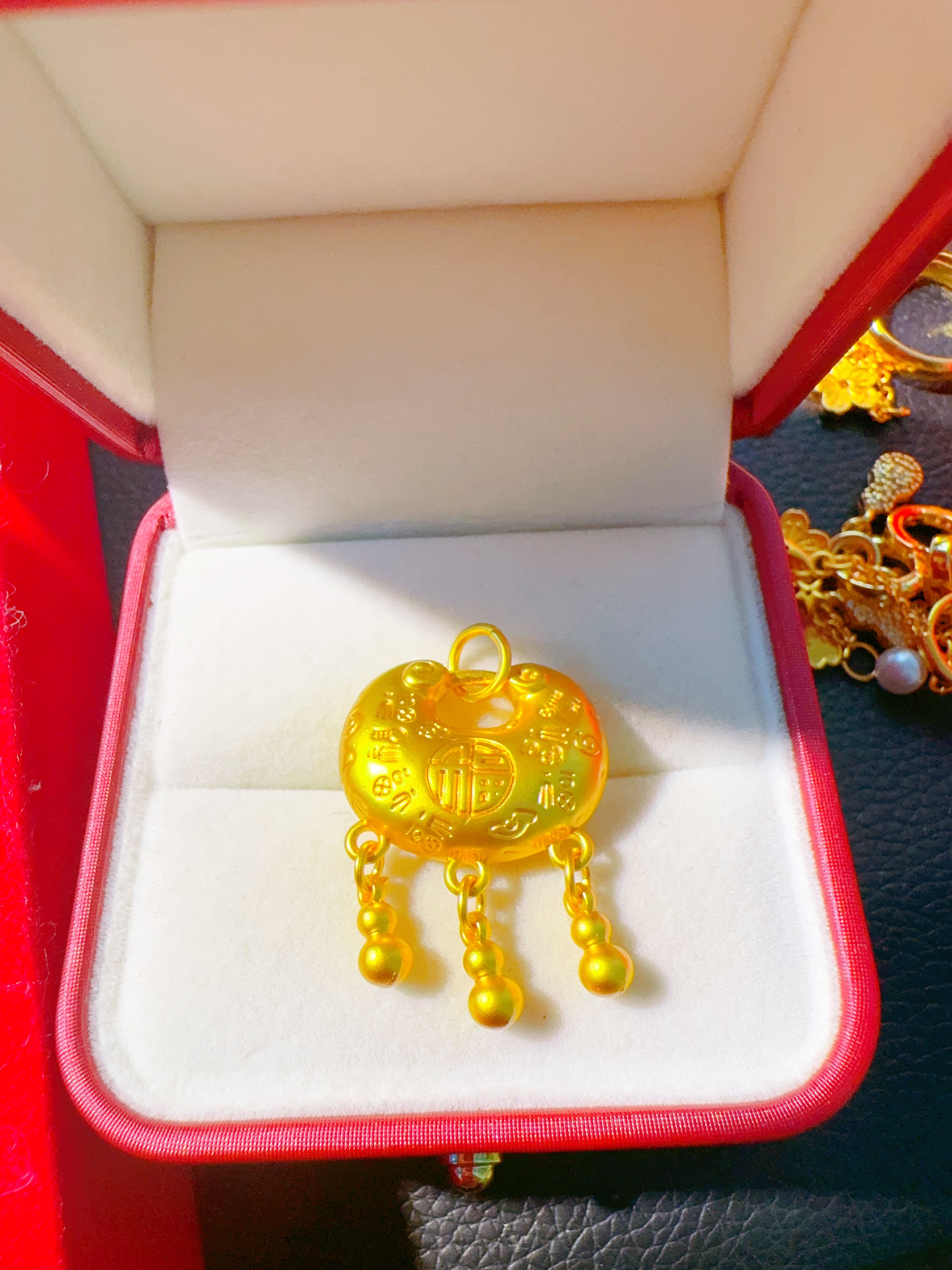  金色百福流苏吊坠60294