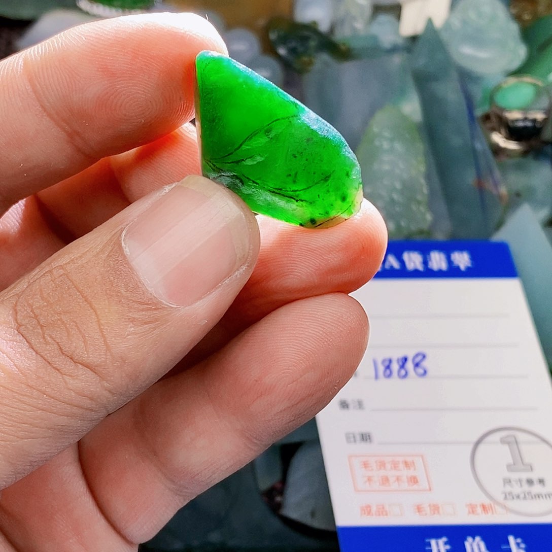 未镶嵌定制翡翠翡翠