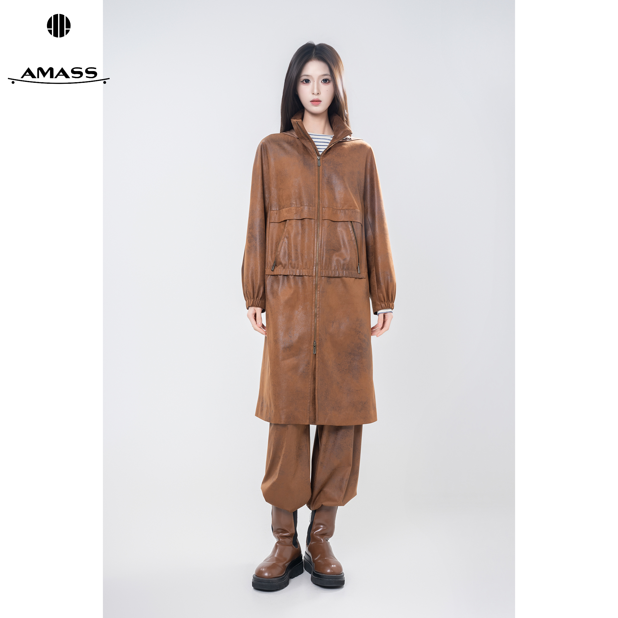 AMASS/阿玛施秋冬新款时尚老钱风质感设计师连帽风衣外套女540061