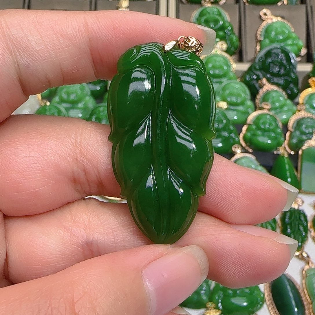 和田玉（碧玉）吊坠(不含链)18K金镶嵌