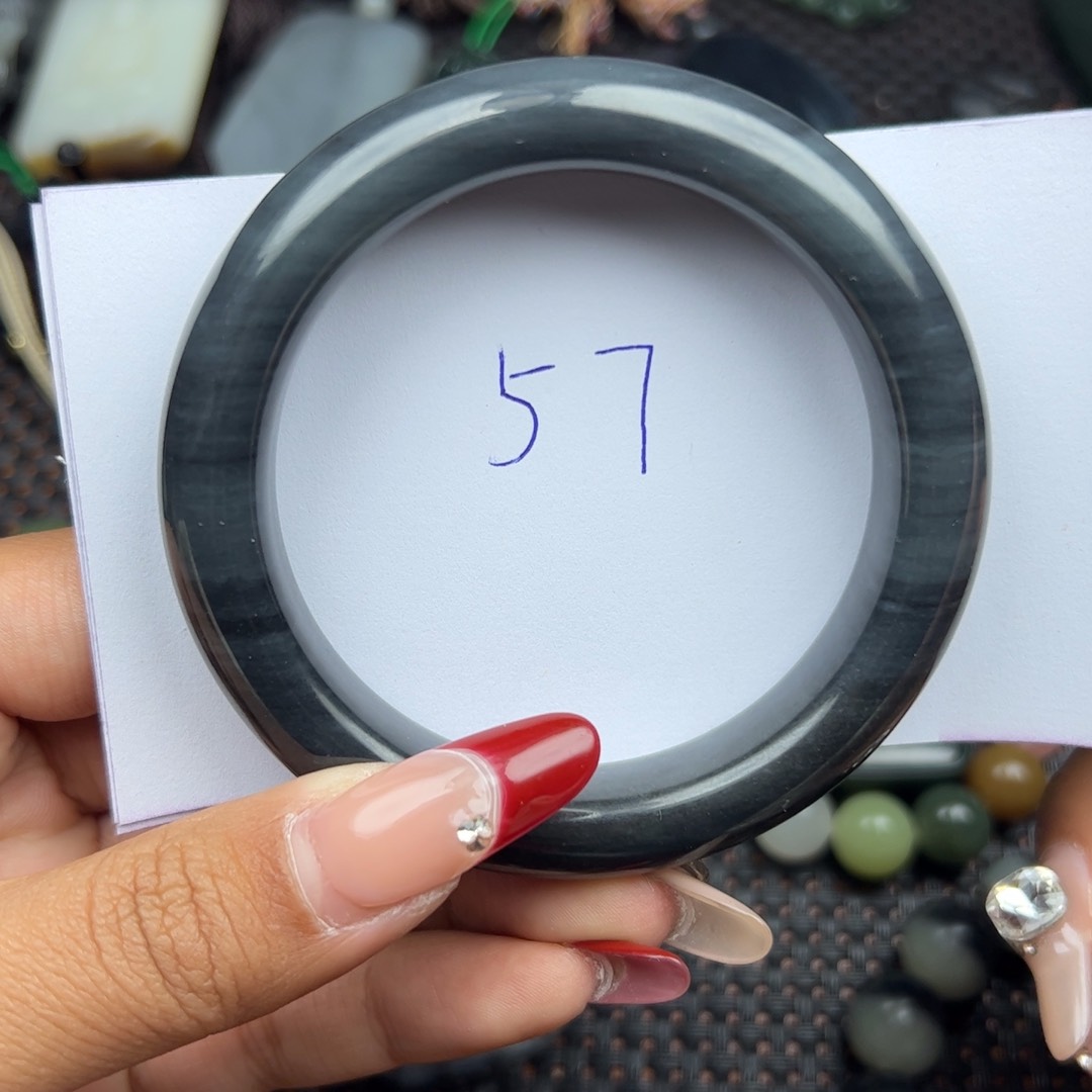 和田玉吊坠未镶嵌