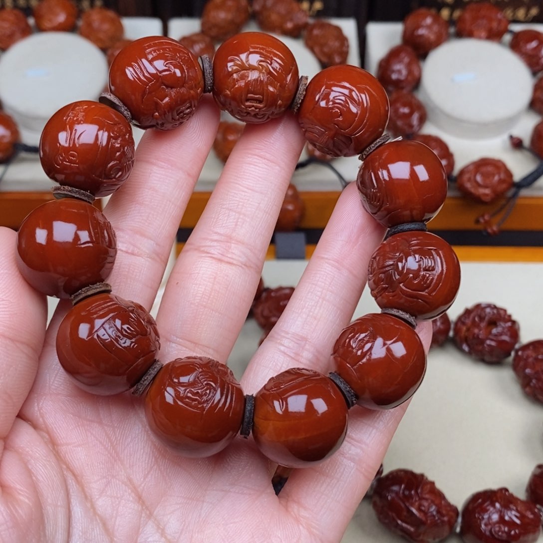 橄榄核把件大*财神