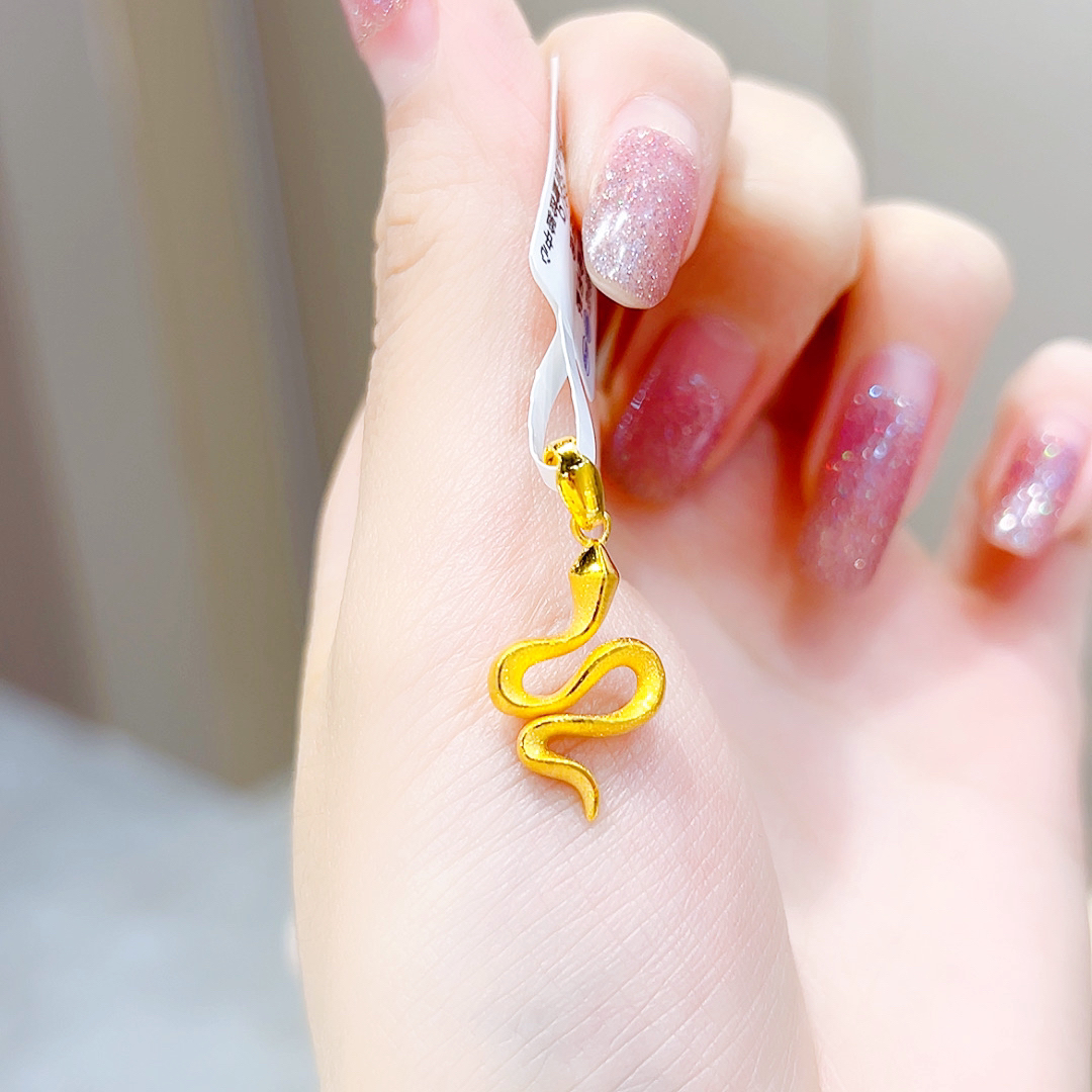 精品5G足金休闲时尚小盘蛇吊坠00709